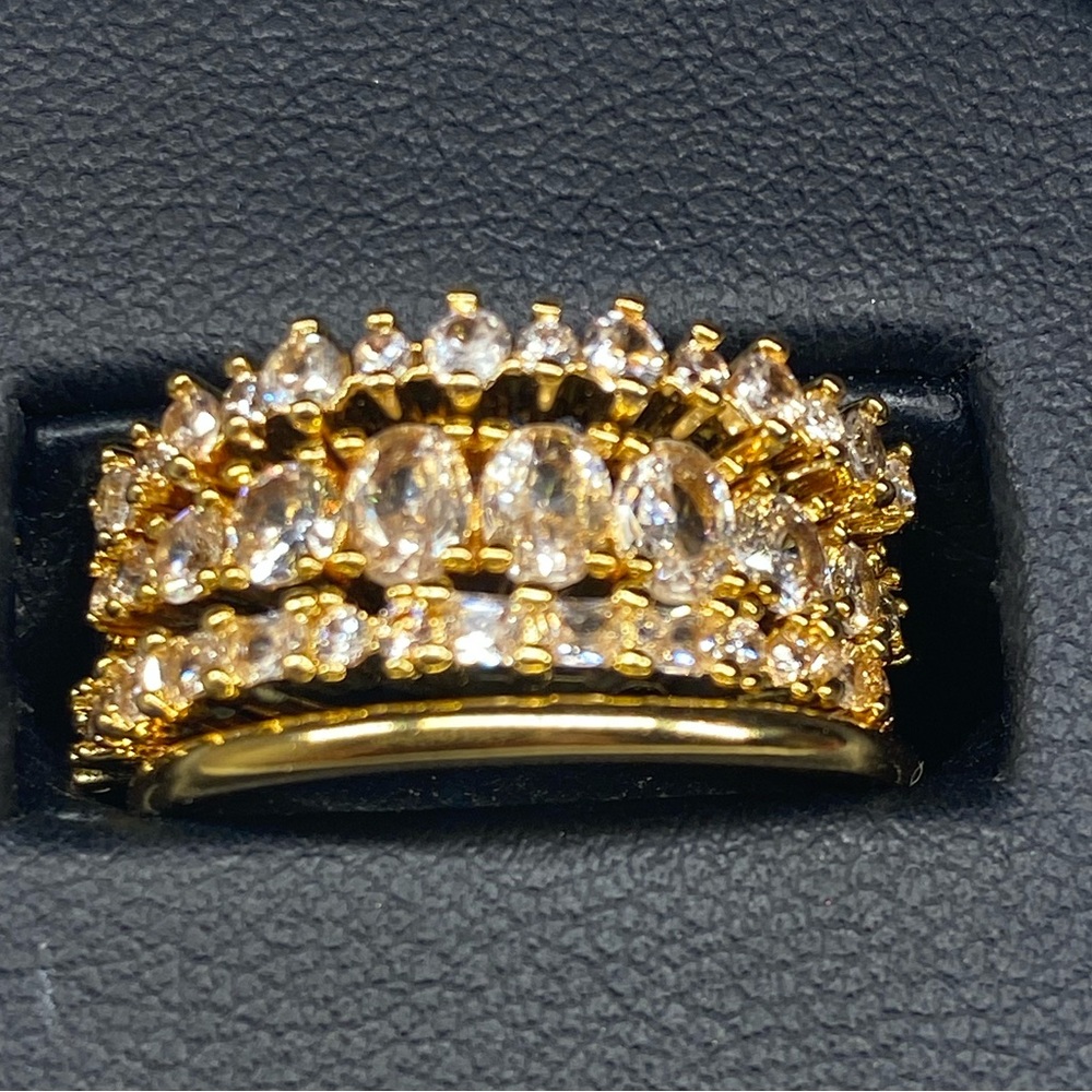 Stackable Bands Fashion Rings Yellow with Clear Stones